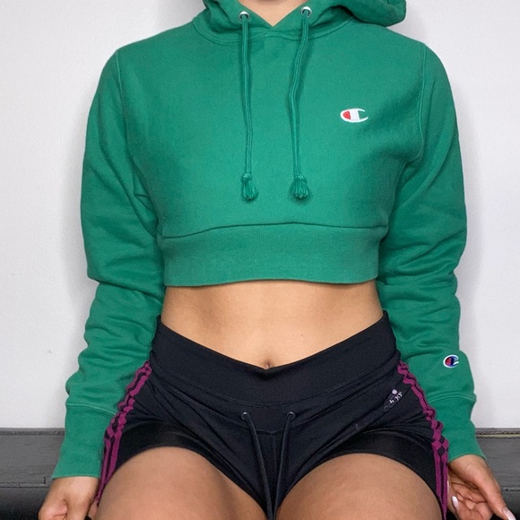 Champion Tops - CHAMPION Crop Hoodie